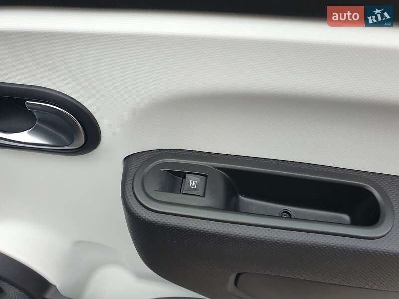 Хэтчбек Renault Twingo 2021 в Киеве