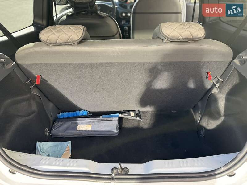 Хетчбек Renault Twingo 2011 в Дніпрі