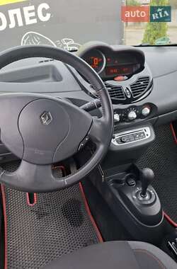 Хэтчбек Renault Twingo 2013 в 