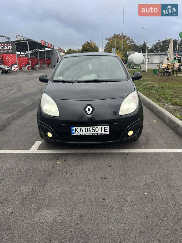 Хетчбек Renault Twingo 2008 в Києві фото 29 Хетчбек Renault Twingo 2008 в Києві