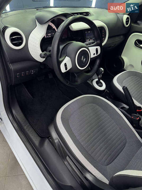 Хэтчбек Renault Twingo 2022 в Коломые фото 52 Хэтчбек Renault Twingo 2022 в Коломые