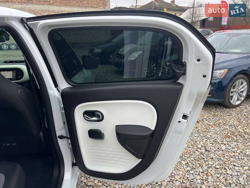 Хэтчбек Renault Twingo 2022 в Коломые фото 16 Хэтчбек Renault Twingo 2022 в Коломые