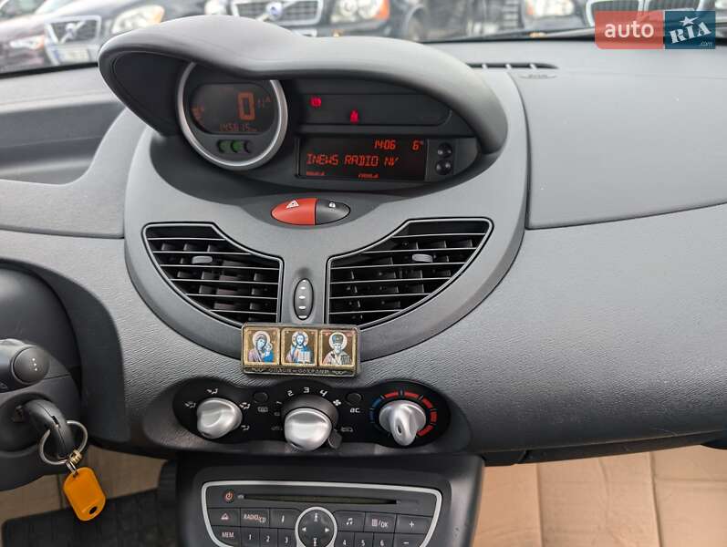 Хэтчбек Renault Twingo 2011 в Ровно