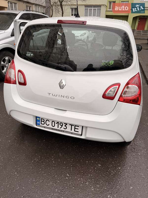 Хэтчбек Renault Twingo 2012 в Львове