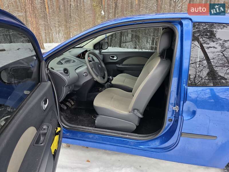 Хетчбек Renault Twingo 2010 в Броварах