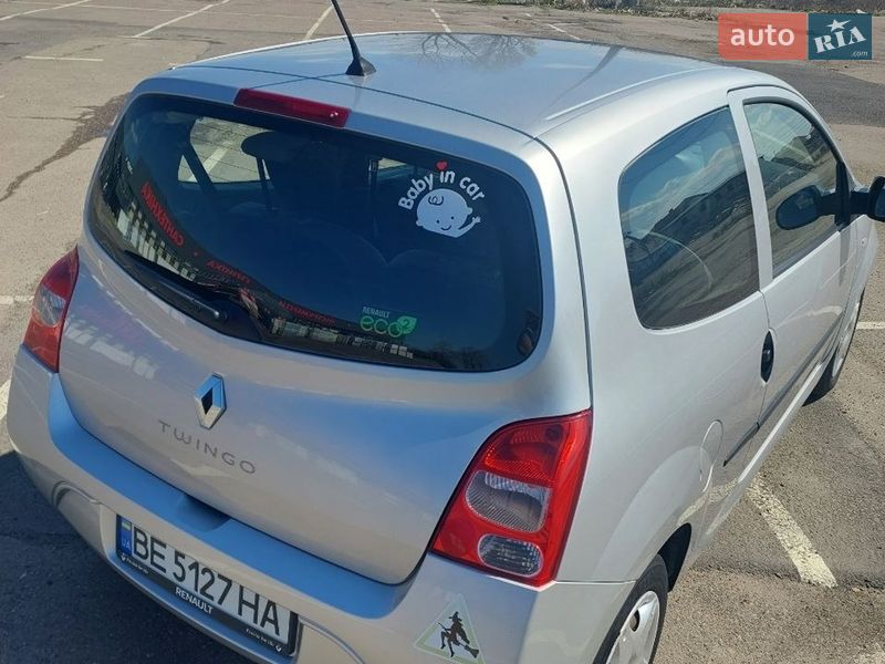Хетчбек Renault Twingo 2011 в Миколаєві