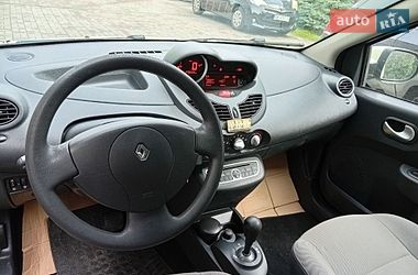 Хетчбек Renault Twingo 2011 в Рівному