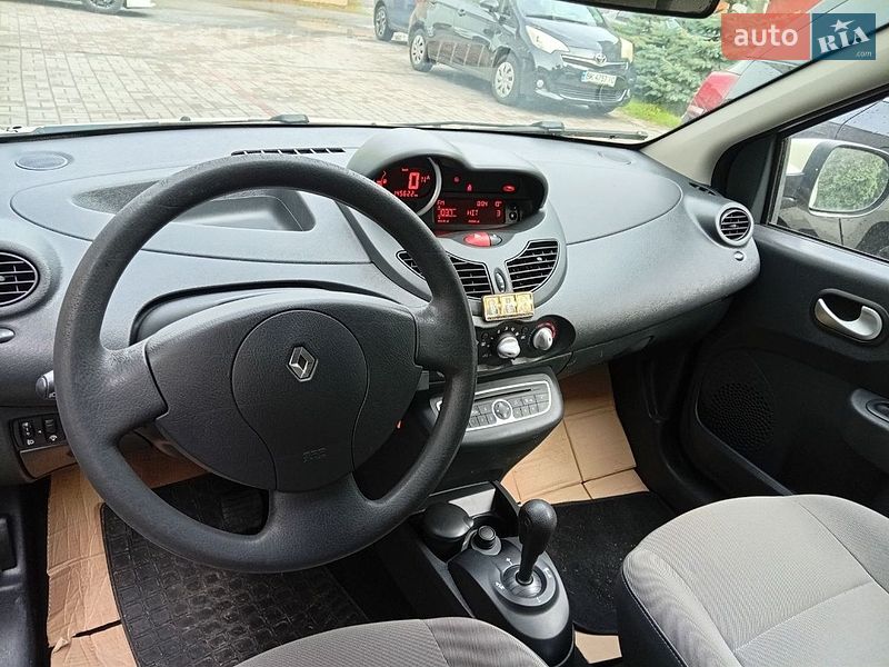Хетчбек Renault Twingo 2011 в Рівному
