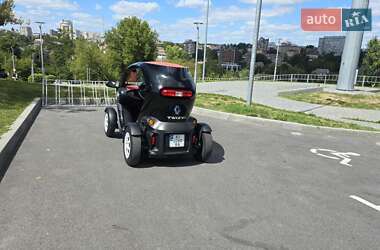 Хетчбек Renault Twizy Z.E. 2014 в 
