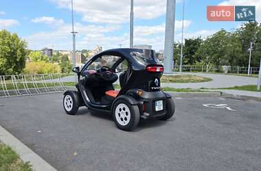Хетчбек Renault Twizy Z.E. 2014 в 