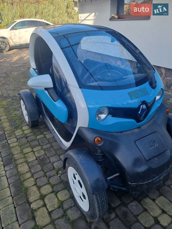 Хетчбек Renault Twizy Z.E. 2013 в Львові фото Хетчбек Renault Twizy Z.E. 2013 в Львові