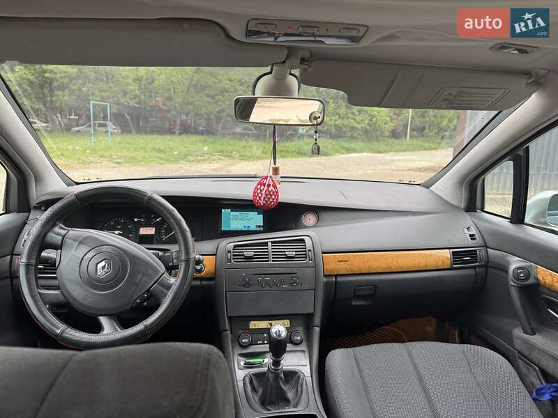 Хэтчбек Renault Vel Satis 2004 в Ужгороде