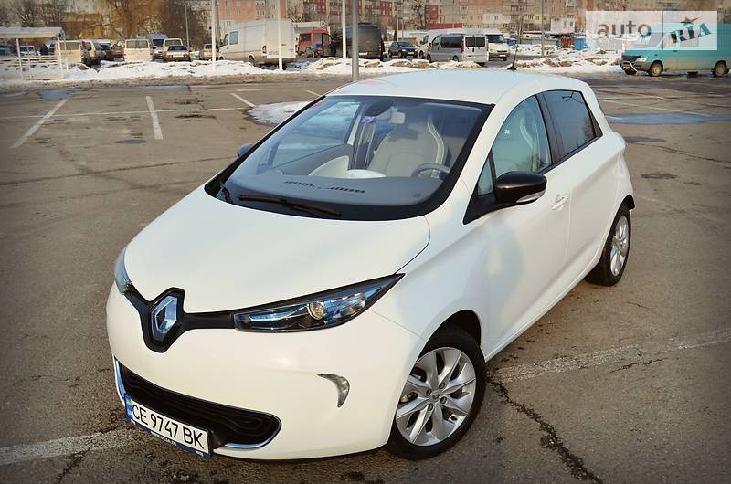 Renault Zoe 2013 года