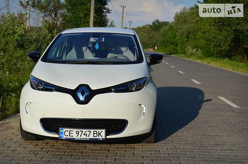 Renault Zoe 2013 года