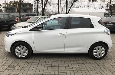 Хетчбек Renault Zoe 2015 в Дніпрі