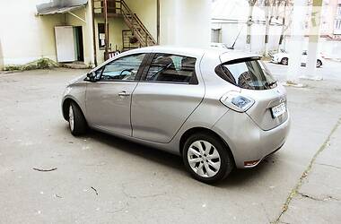 Хетчбек Renault Zoe 2014 в 