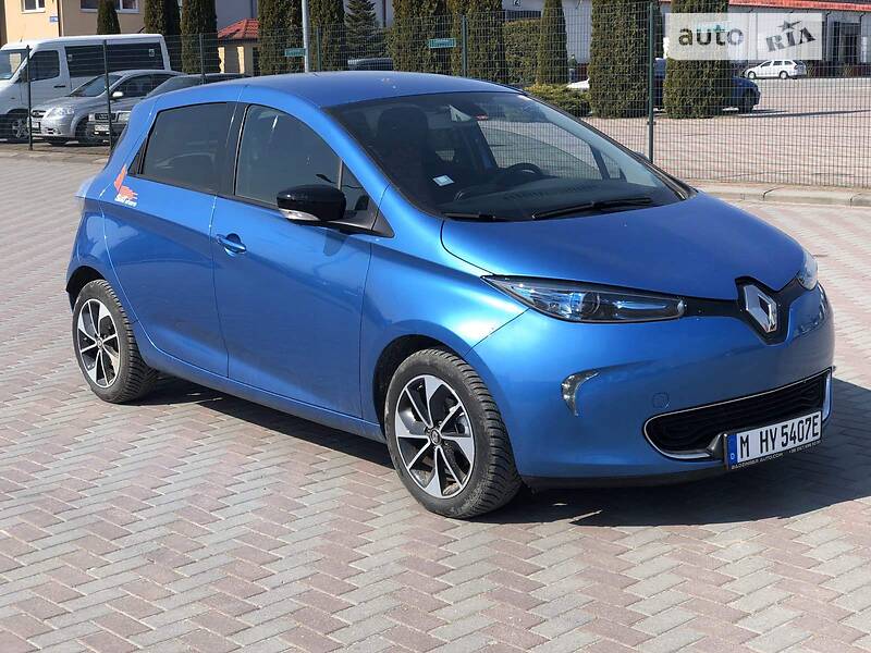 Хэтчбек Renault Zoe 2018 в 