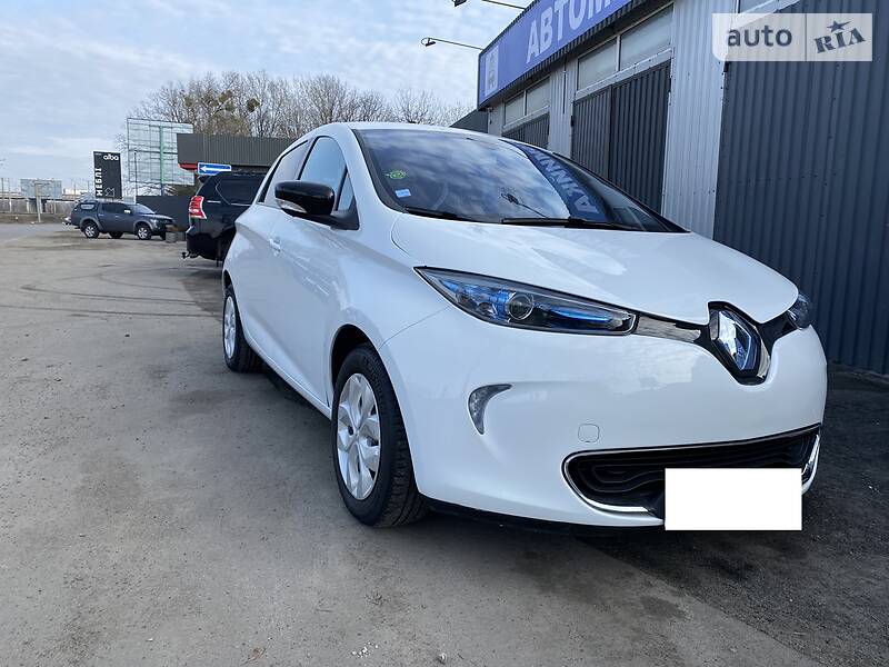 Хетчбек Renault Zoe 2014 в 
