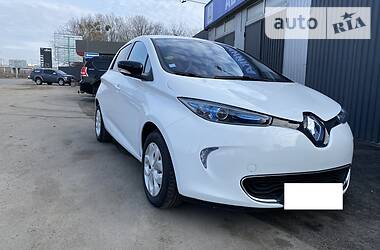 Хетчбек Renault Zoe 2014 в 