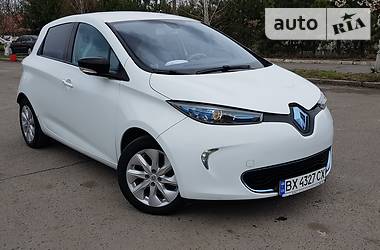 Хетчбек Renault Zoe 2013 в 