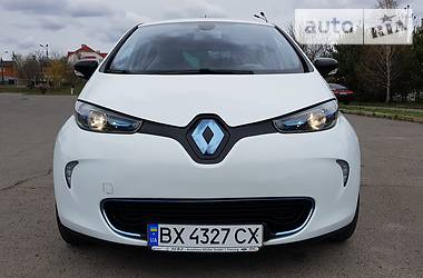Хетчбек Renault Zoe 2013 в 