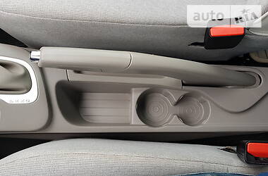 Хетчбек Renault Zoe 2013 в 