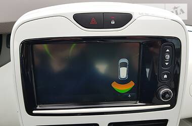 Хетчбек Renault Zoe 2013 в 