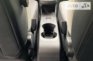 Хэтчбек Renault Zoe 2020 в 