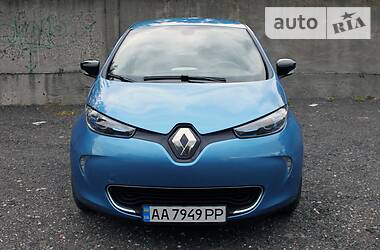 Хетчбек Renault Zoe 2017 в 