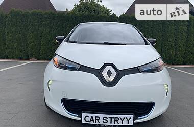 Хэтчбек Renault Zoe 2013 в 