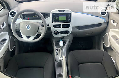 Хэтчбек Renault Zoe 2014 в Киеве