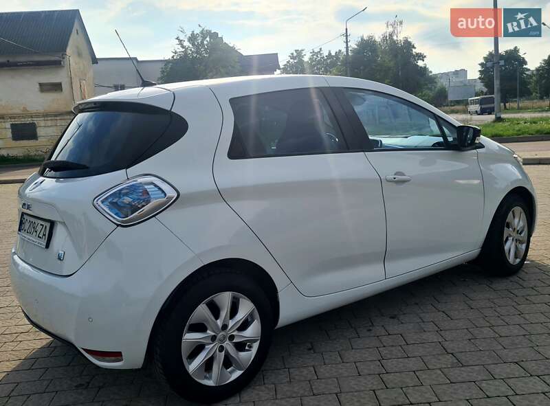 Хетчбек Renault Zoe 2015 в Дрогобичі