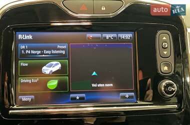 Хэтчбек Renault Zoe 2015 в 