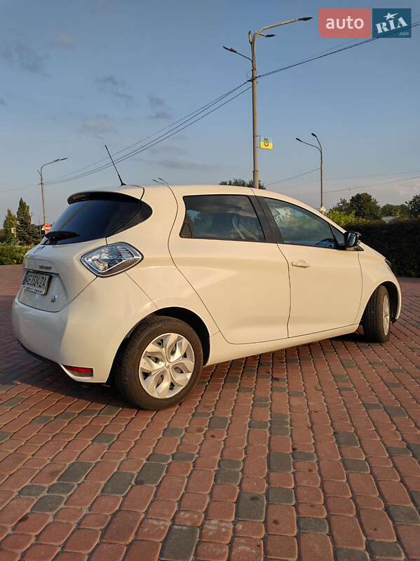 Хетчбек Renault Zoe 2015 в Павлограді