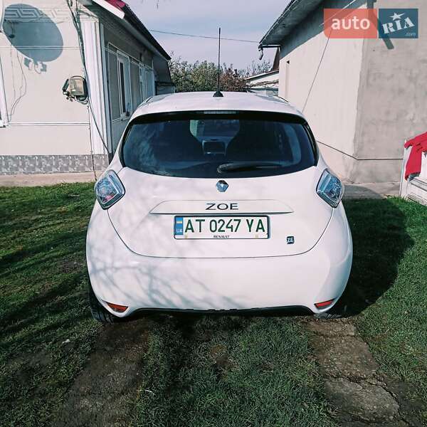 Хэтчбек Renault Zoe 2013 в Снятине
