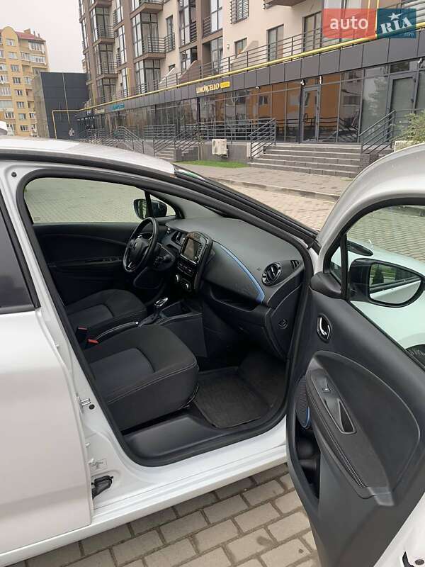 Хэтчбек Renault Zoe 2018 в Львове
