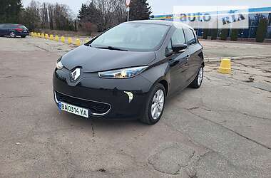 Хэтчбек Renault Zoe 2016 в Кропивницком