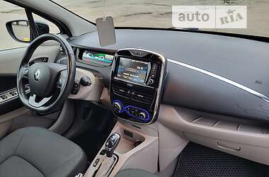 Хэтчбек Renault Zoe 2016 в Кропивницком