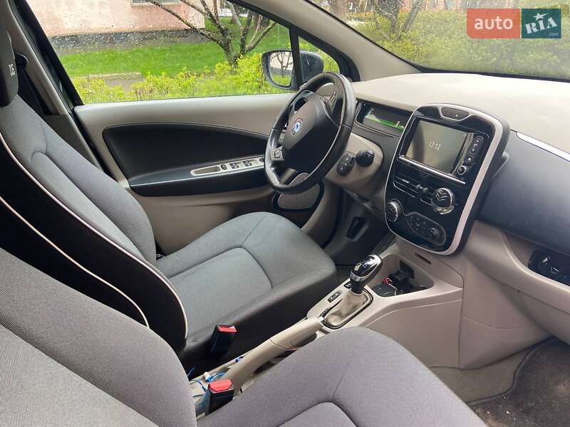 Хэтчбек Renault Zoe 2013 в Черновцах фото 4 Хэтчбек Renault Zoe 2013 в Черновцах