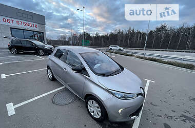 Хэтчбек Renault Zoe 2015 в Киеве