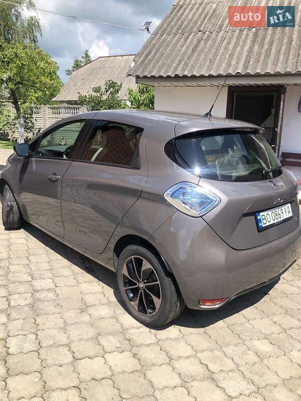 Хэтчбек Renault Zoe 2017 в Тернополе