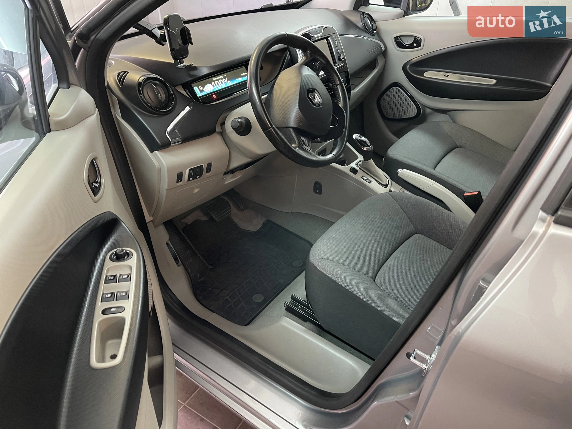 2015 Renault ZOE - мініатюра 33