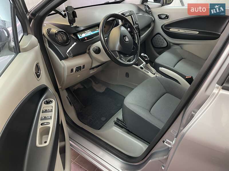 Хетчбек Renault Zoe 2015 в Львові