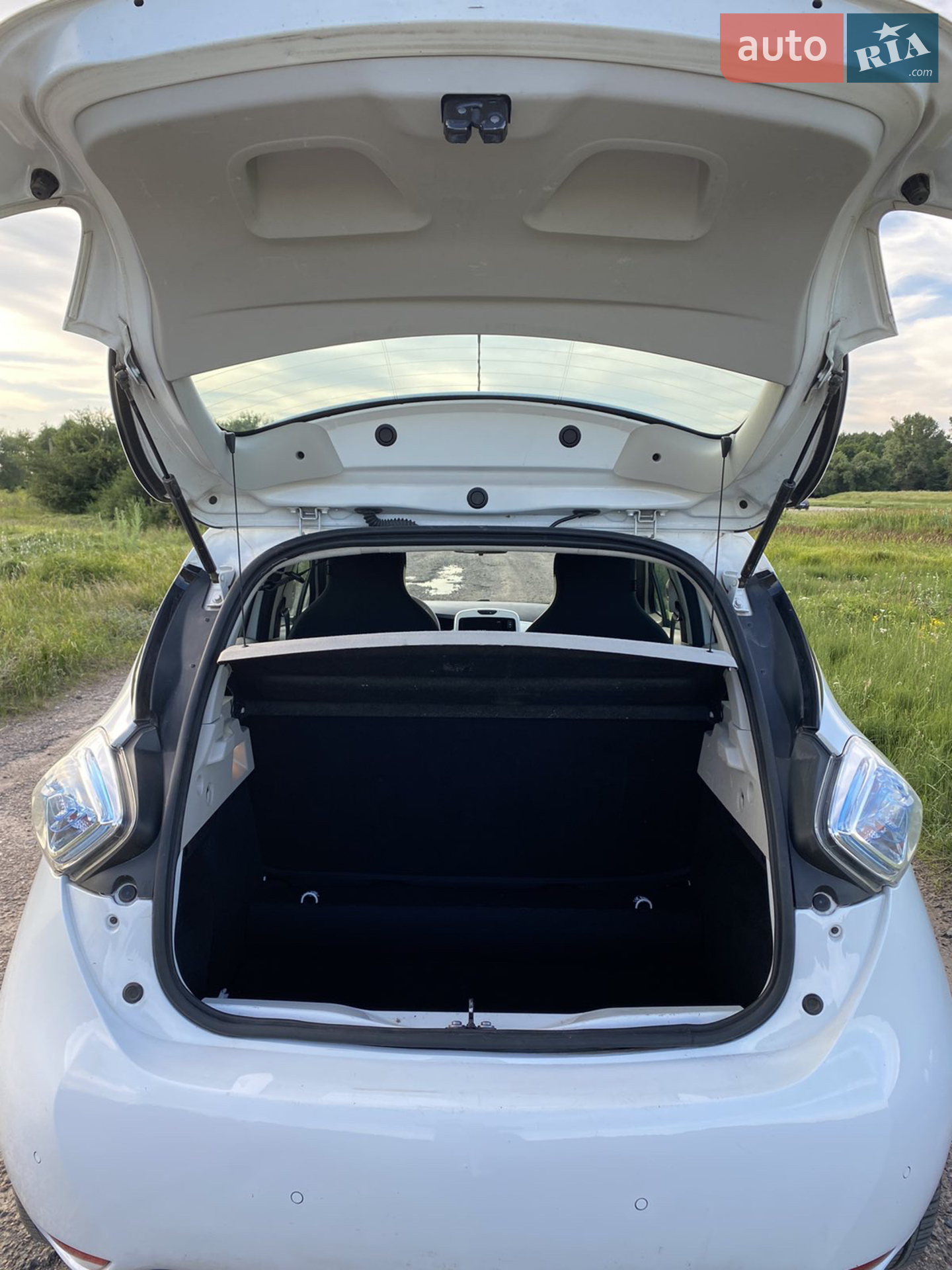 2017 Renault ZOE - мініатюра 3