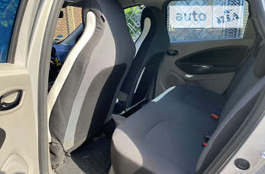 Хэтчбек Renault Zoe 2014 в 