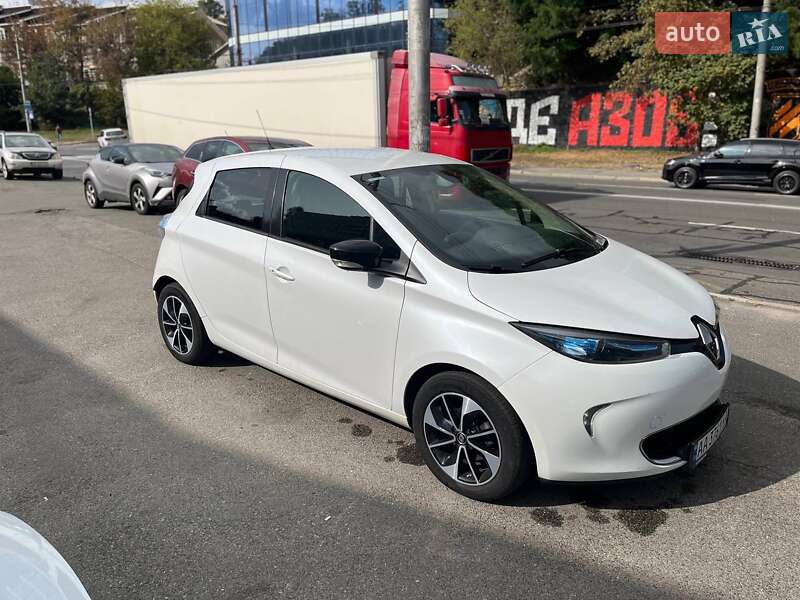 Хэтчбек Renault Zoe 2017 в Киеве