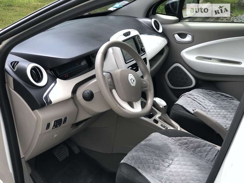 Хэтчбек Renault Zoe 2016 в Ровно