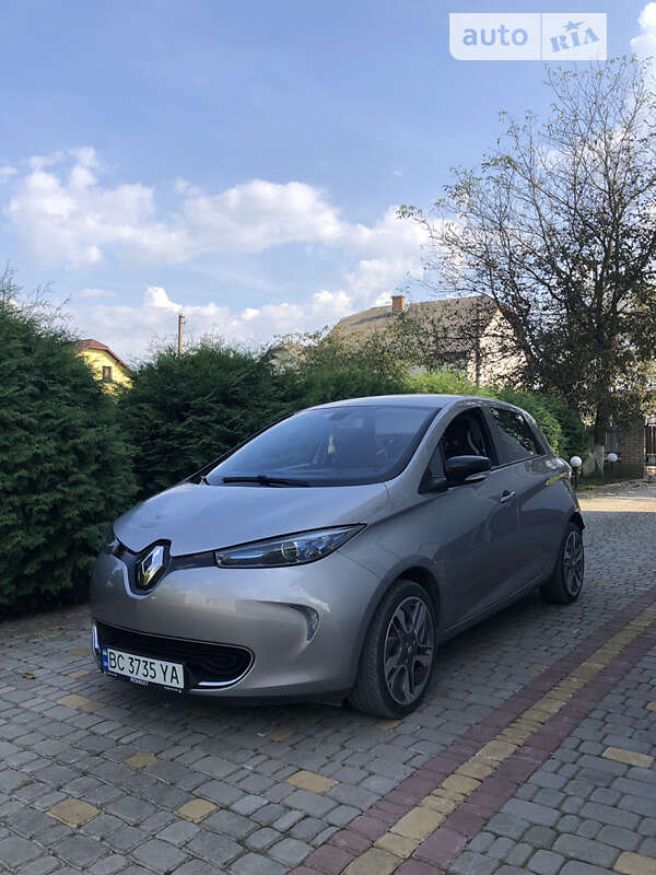 Хэтчбек Renault Zoe 2016 в Дрогобыче