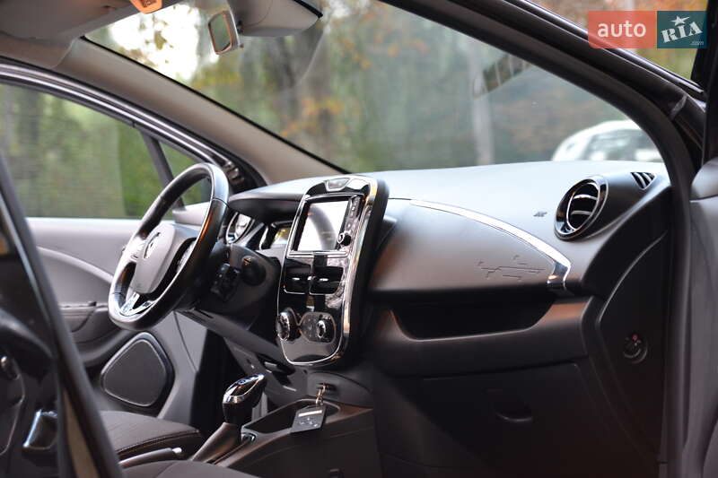 Хэтчбек Renault Zoe 2019 в Луцке фото 18 Хэтчбек Renault Zoe 2019 в Луцке