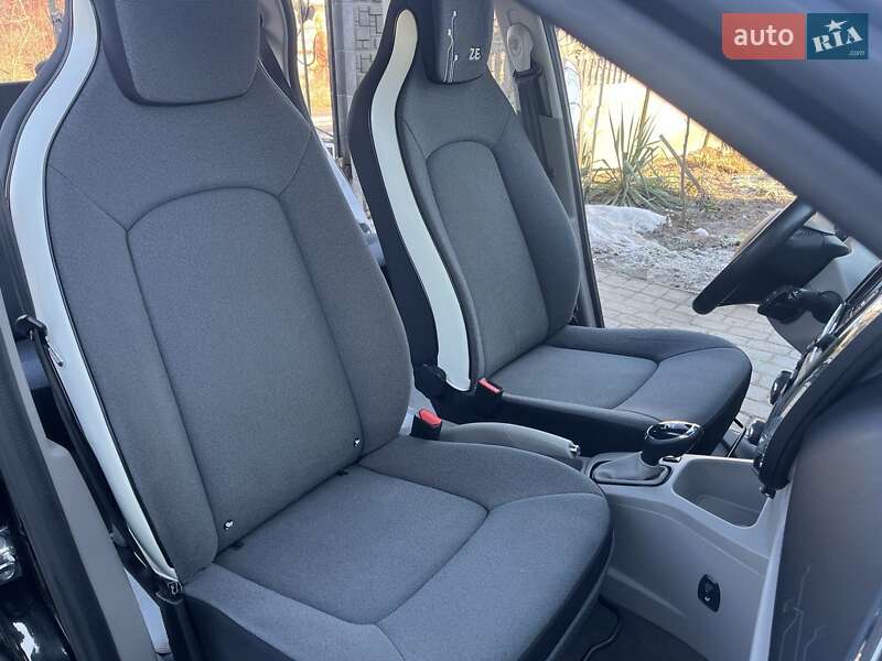 Хетчбек Renault Zoe 2016 в Львові фото 29 Хетчбек Renault Zoe 2016 в Львові